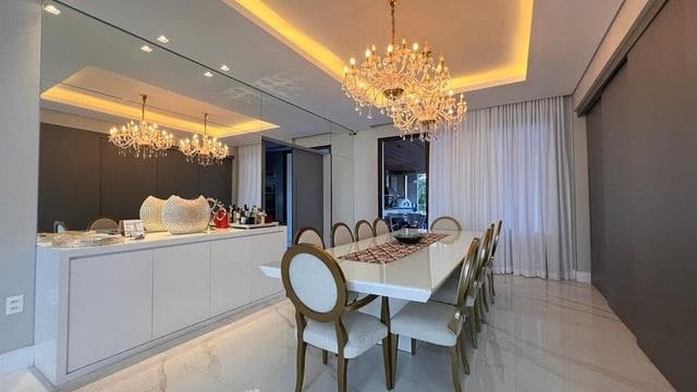 Dining room with chandeliers