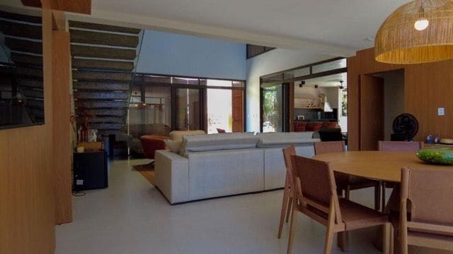 Living and dining area
