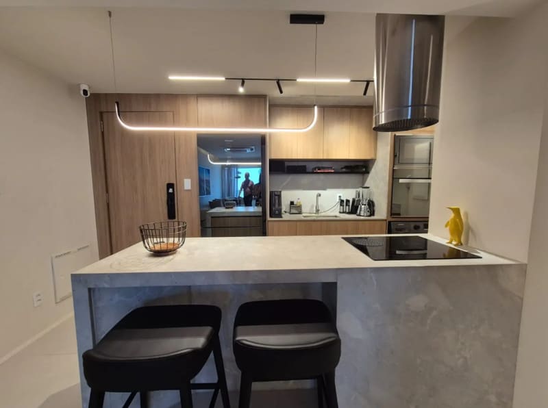 Kitchen with island