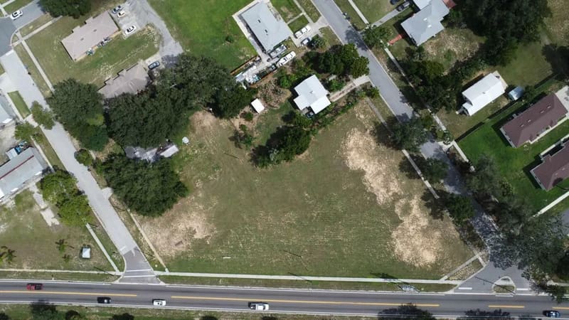 Overhead view of the parcel and its frontage on US Highway 17-92