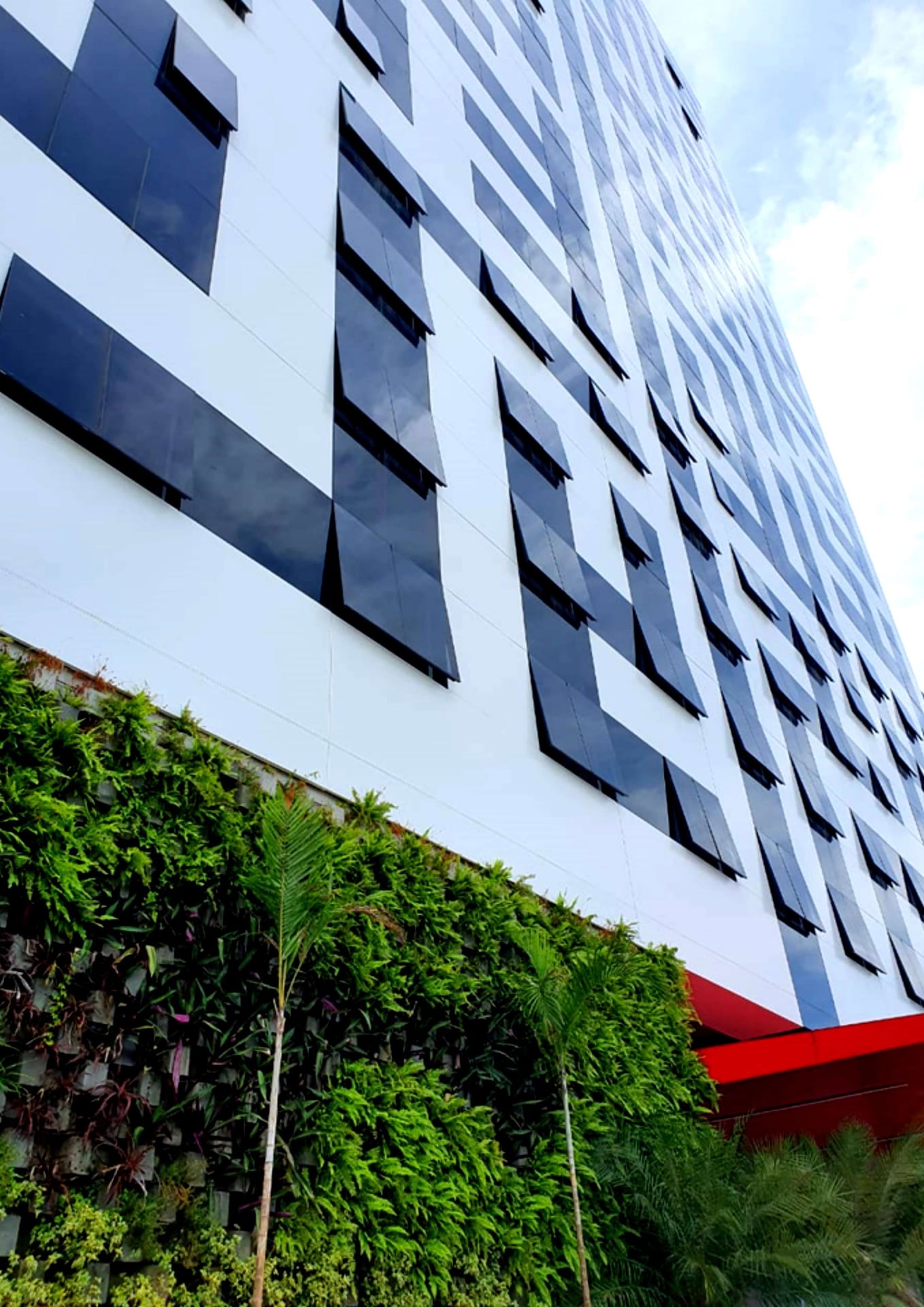 Vasco da Gama Plaza facade with vertical garden