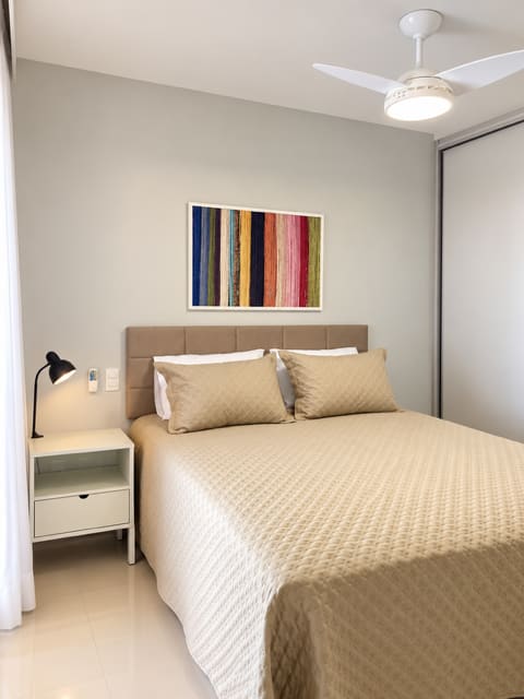 Bedroom with double bed