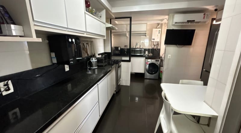 Kitchen with fitted cabinetry