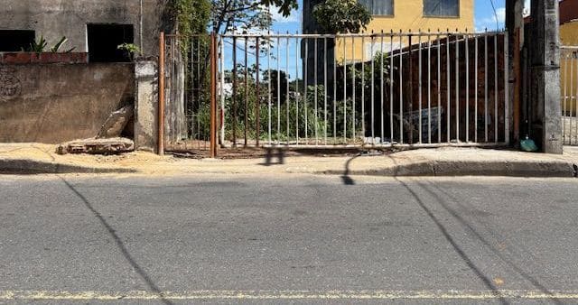 Lot on Avenida Cardeal da Silva, Federação