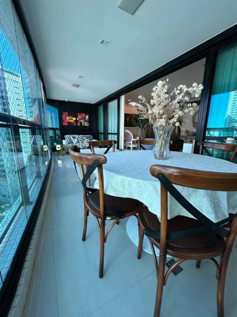 Balcony with a dining table